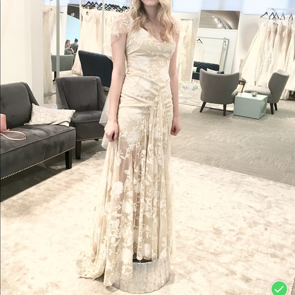 BEAUTIFUL & UNIQUE Rue De Seine Elea wedding gown - Picture 7 of 8